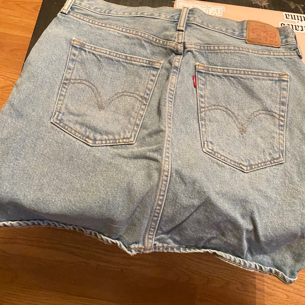 Levi denim skirt